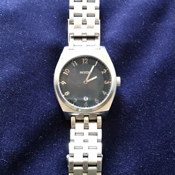 Nixon Monopoly - Picture 1 of 7